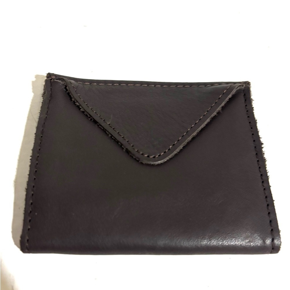Shinola brown unisex Leather bi- fold Women's Wallet